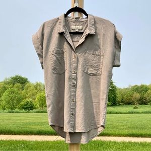 THREAD+SUPPLY: Women’s linen rayon blend button down top in a size small.